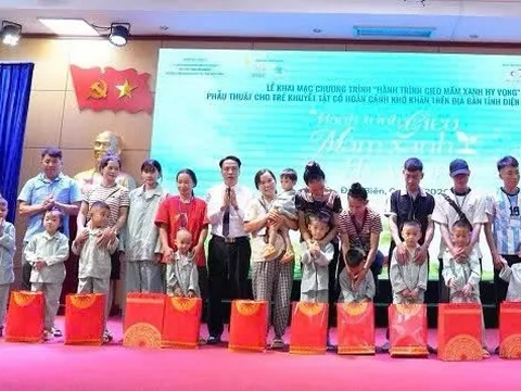 Chắp cánh hy vọng cho trẻ em khuyết tật vùng cao Điện Biên.