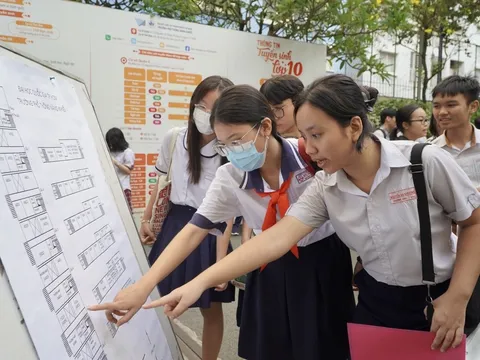 TP.HCM: Nhiều lớp chuyên tăng điểm chuẩn, một số lớp giảm sâu