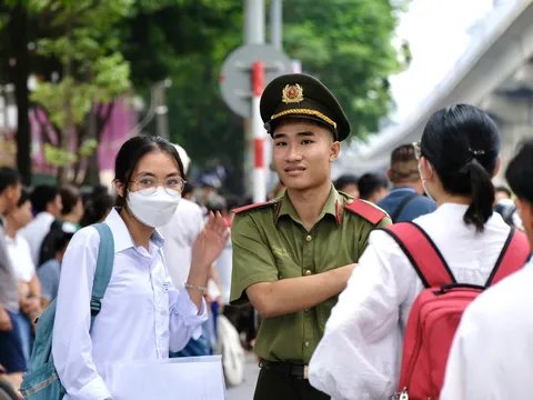 Hai nữ sinh đạt giải quốc gia môn Lịch sử giành suất tuyển thẳng vào trường công an