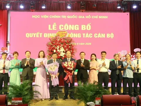 Lễ công bố quyết định bổ nhiệm lại Giám đốc và bổ nhiệm Phó Giám đốc thường trực Học viện Báo chí và Tuyên truyền