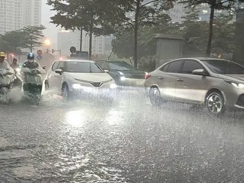 Miền Bắc bước vào đợt mưa dông kéo dài, cảnh báo xảy ra lũ quét, sạt lở đất