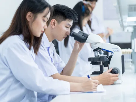 Điểm sàn khối y dược miền Bắc biến động, nhiều trường nâng ngưỡng với ngành hot