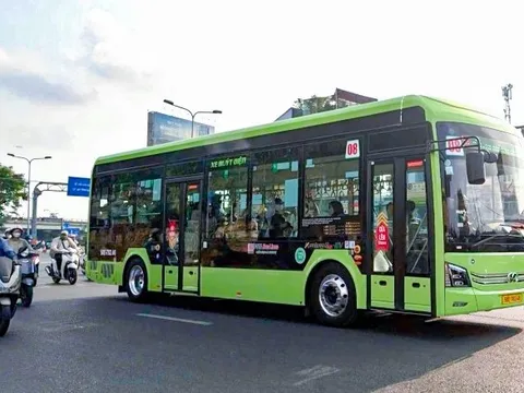TP HCM muốn công chức tiên phong sử dụng phương tiện công cộng
