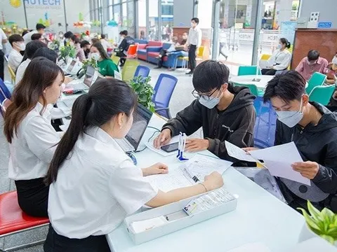 Các trường đại học chạy đua tuyển thêm hàng nghìn chỉ tiêu