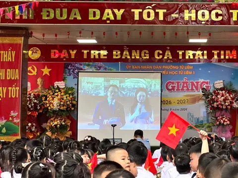 Trường Tiểu học Từ Liêm 1 rộn ràng bước vào năm học mới