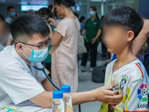 Từ năm 2027, bác sĩ sẽ phải kiểm tra năng lực trước khi được cấp phép hành nghề