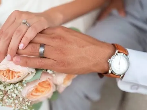 Bộ Y tế triển khai loạt giải pháp hỗ trợ người trẻ kết hôn trước 30 tuổi