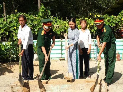 Bộ CHQS tỉnh Thừa Thiên Huế: Khởi công xây dựng “Nhà tình nghĩa” tặng  gia đình Liệt sĩ