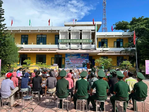 Nghĩa tình nơi biên giới biển ở Đồn Biên phòng Hải An