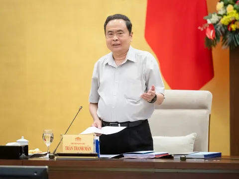 Tuyệt đối tránh tư tưởng cục bộ địa phương, 'lợi ích nhóm' trong giới thiệu nhân sự sau sắp xếp