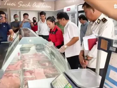 C.P. Fresh Shop Mỹ Xuyên chưa có giấy xác nhận tập huấn an toàn thực phẩm cho nhân viên