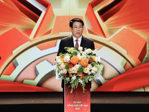 Chủ tịch nước Lương Cường gặp mặt 95 đại biểu Nông dân Việt Nam xuất sắc và Nhà khoa học của nhà nông năm 2025