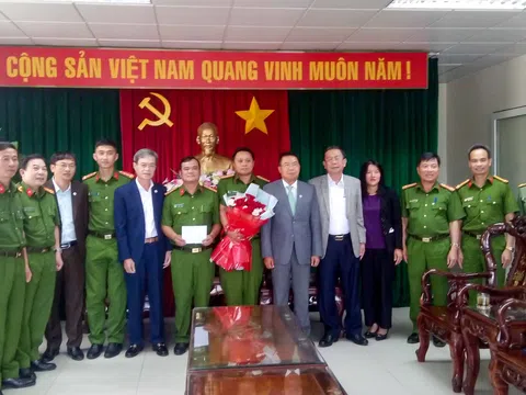 Lãnh đạo Đà Lạt khen thưởng đột xuất Đội cảnh sát hình sự Công an thành phố