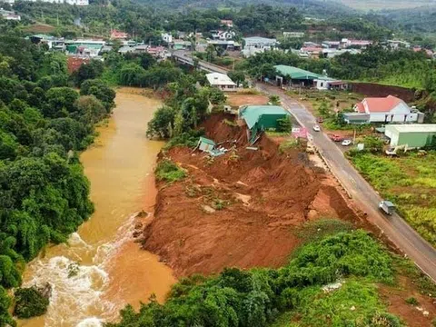 Đắk Nông: Nguy cơ vỡ đập thuỷ lợi, hàng chục hộ dân phải sơ tán