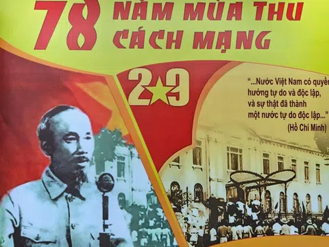 Trưng bày chuyên đề “78 năm mùa thu cách mạng”