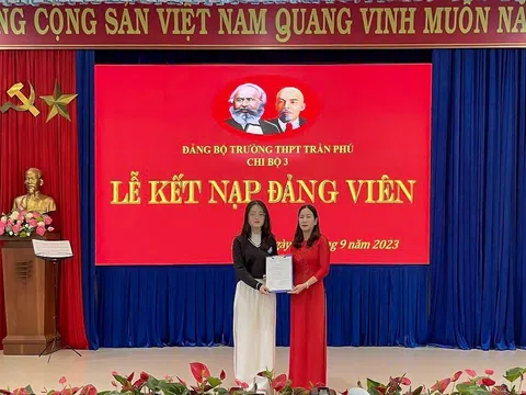 Đà Lạt: Phát triển Đảng viên học sinh THPT