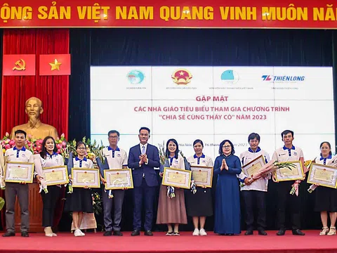 Vinh danh 58 giáo viên trong chương trình “Chia sẻ cùng thầy cô” năm 2023