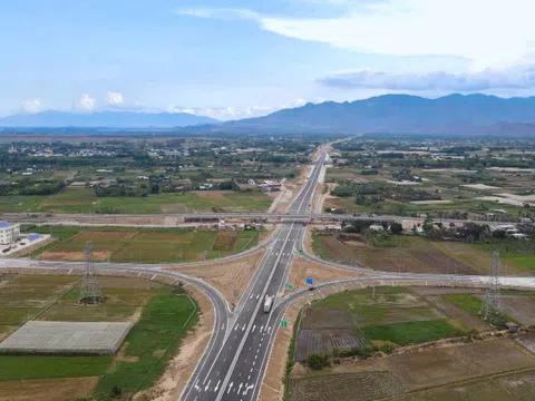 Tai nạn giao thông rình rập do tuyến cao tốc Cam Lâm – Vĩnh Hảo thiếu đường gom dân sinh