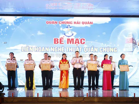 Bộ Tư lệnh Vùng 5 Hải quân đạt thành tích xuất sắc trong liên hoan nghệ thuật quần chúng