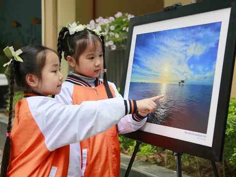 Thầy trò trường tiểu học Dịch Vọng B hưởng ứng “Xuân biên cương, hải đảo”