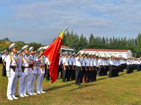 Vùng 2 Hải quân tổ chức lễ tiễn quân nhân hoàn thành nghĩa vụ quân sự năm 2025