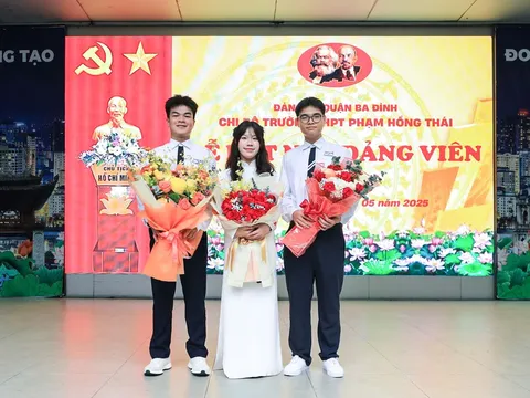 Ươm mầm đỏ trên mảnh đất trăm năm trồng người