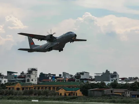 Biên đội “Tam giác thép” Lữ đoàn 918 sẵn sàng cho Đại lễ