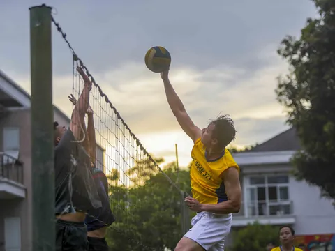 Sôi nổi giao lưu bóng chuyền giữa các Trung đoàn Không quân