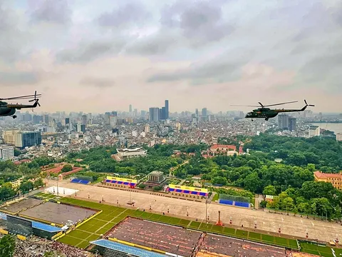 Đội hình trực thăng hợp luyện trên bầu trời Thủ đô, sẵn sàng cho Đại lễ A80