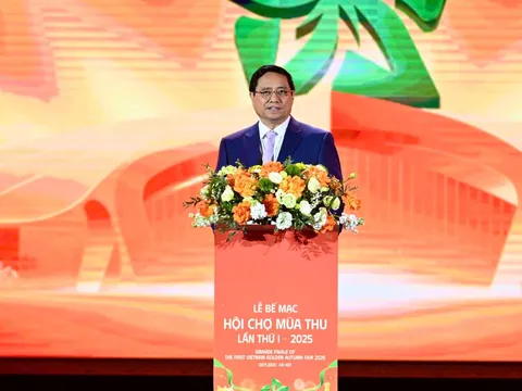 Thủ tướng Phạm Minh Chính dự Lễ bế mạc Hội chợ Mùa Thu lần thứ nhất