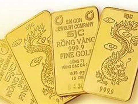 Giá vàng hôm nay 18/5: USD lao dốc, vàng biến động nhẹ