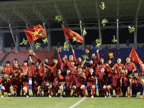 SEA Games 31: Chủ tịch nước biểu dương Đội tuyển bóng đá nữ