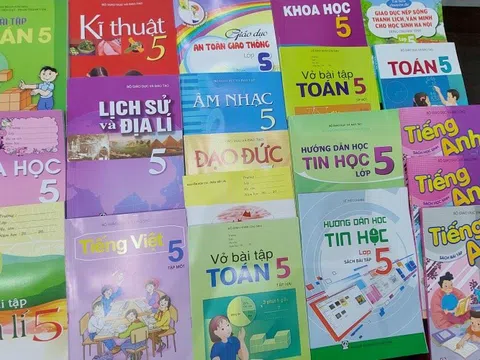 Không ép buộc mua sách tham khảo, sách bài tập