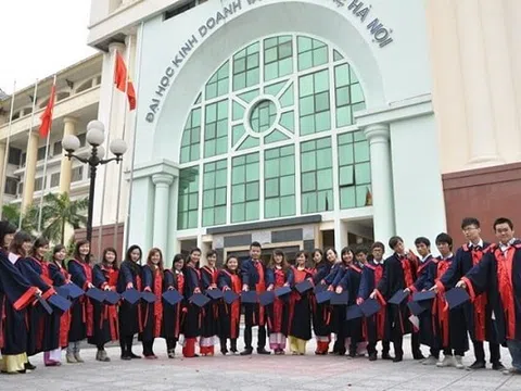 Trường Đại học Kinh doanh và Công nghệ Hà Nội thông báo tuyển sinh đào tạo đại học hệ từ xa năm học 2022-2023