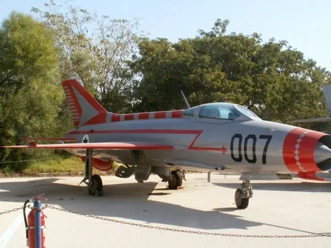 Hồ sơ mật: Điệp viên Mossad và Chiến dịch kim cương – Phần 2