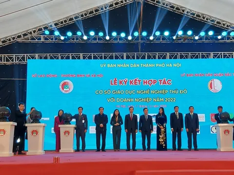 Phát triển nguồn nhân lực chất lượng cao đáp ứng tiến trình hội nhập