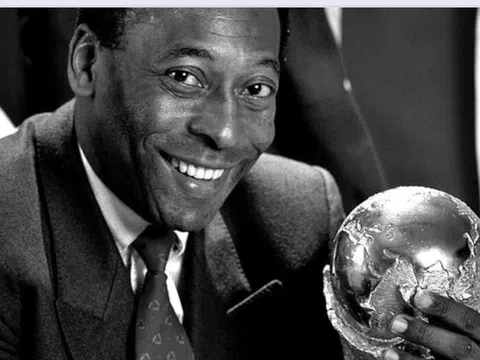 Huyền thoại bóng đá thế giới Pelé qua đời