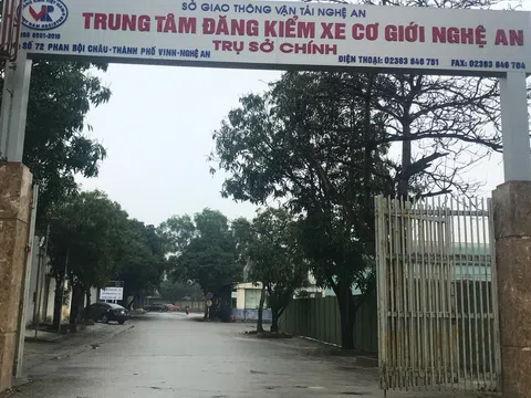 Trung tâm Đăng kiểm xe cơ giới Nghệ An bị lực lượng công an khám xét