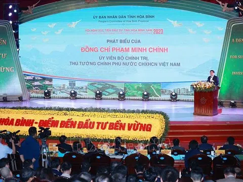 Thủ tướng: Hòa Bình phải dành những khu đất thuận lợi cho phát triển sản xuất kinh doanh