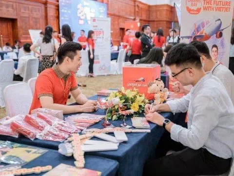 Job Fair 2023 - Ngày hội việc làm và khoa học công nghệ đã trở lại