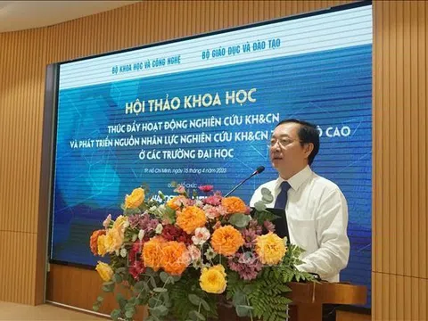 Phát triển nguồn nhân lực khoa học công nghệ trình độ cao