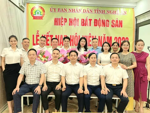 Hiệp hội Bất động sản tỉnh Nghệ An kết nạp hội viên mới năm 2023 và bổ nhiệm nhiều vị trí nhân sự chủ chốt