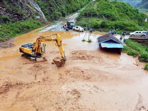 Mưa lũ gây nhiều thiệt hại tại huyện Mường La, Sơn La