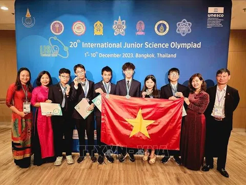 Cả 6 học sinh Hà Nội giành huy chương Olympic khoa học trẻ quốc tế