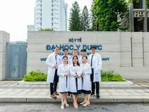 Điểm sàn xét tuyển các trường Y Dược năm 2025 dao động từ 17 đến 22 điểm