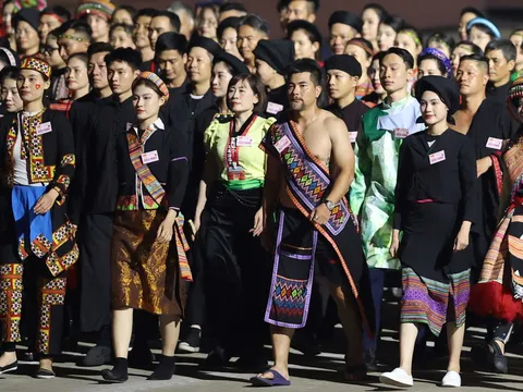 Hào khí dân tộc - Hành trang bước vào tương lai