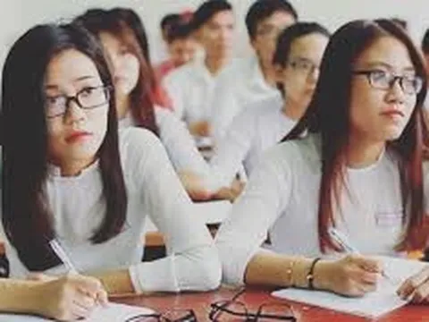 Mùa tuyển sinh 2025: Sư phạm dẫn đầu với số lượng ngành có điểm chuẩn cao