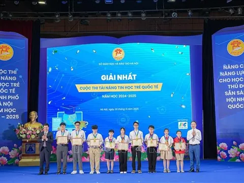 Hà Nội đẩy mạnh trang bị kỹ năng số và tin học cho học sinh phổ thông