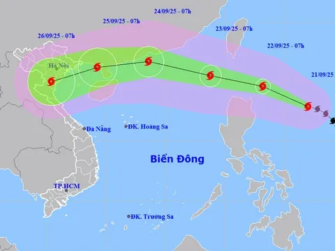 Nguy cơ ảnh hưởng trực tiếp từ bão Ragasa cấp 17 đối với các tỉnh phía Bắc