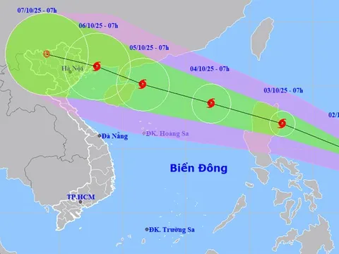Bão Matmo di chuyển nhanh, dự báo tác động trực tiếp Bắc Bộ từ ngày 6/10